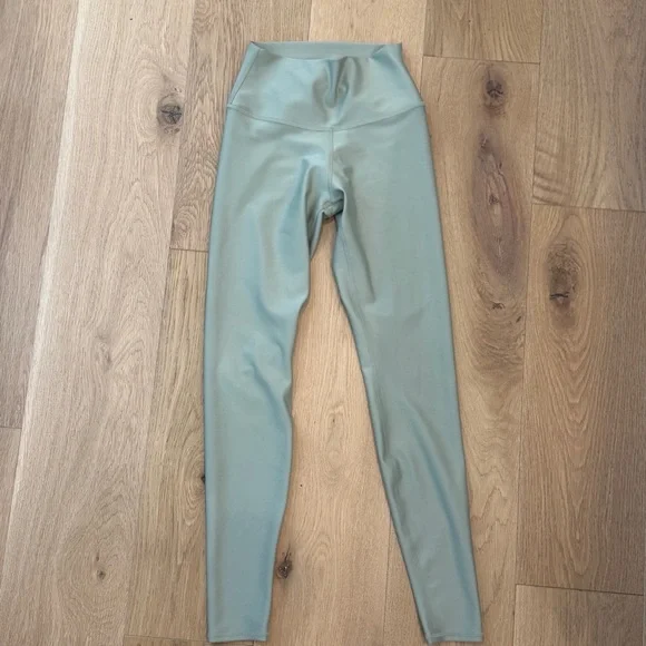 Alo Yoga Airlift High-Waist 7/8 Legging - Cosmic Light Green size small - Picture 8 of 9